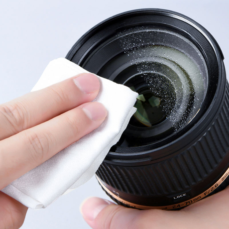Why-Use-Safety-Director-Lens-Wipes-Cleaning-lens.jpg